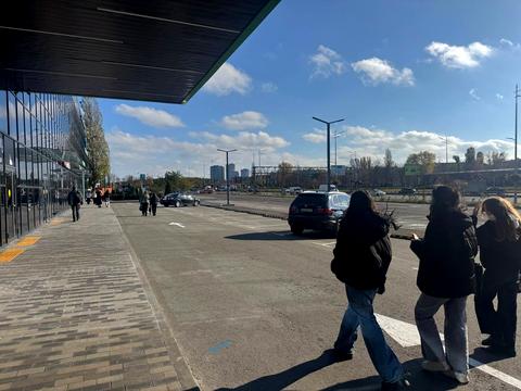 коммерческая по адресу Миколы Бажана просп., 17-А