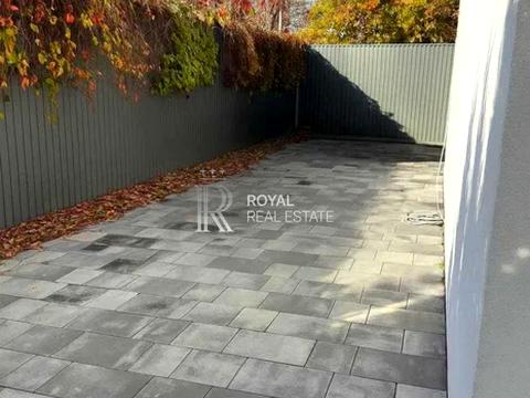 дом по адресу вул. 52-га Садова