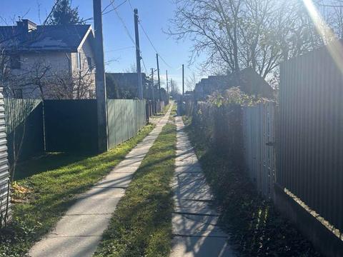 ділянка за адресою Брюховицька вул.