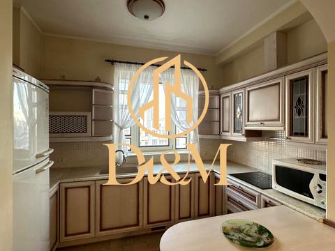 квартира по адресу Андрея Верхогляда ул. (Михайла Драгомирова), 4