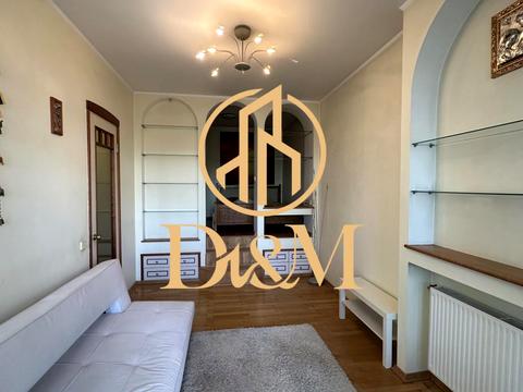 квартира по адресу Андрея Верхогляда ул. (Михайла Драгомирова), 4