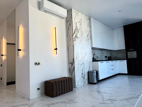 квартира за адресою Андрія Верхогляда вул. (Михайла Драгомирова), 14-А