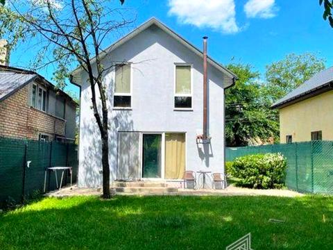 дом по адресу Русановские Сады ул., 23