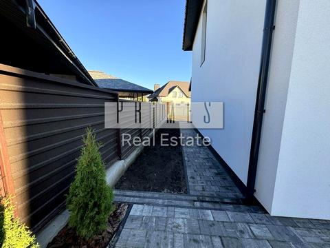 будинок за адресою Центральна вул.