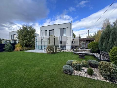 дом по адресу Центральная ул.