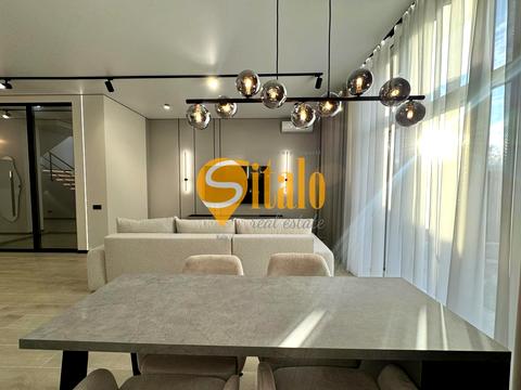 будинок за адресою Київ, Центральна вул., 12