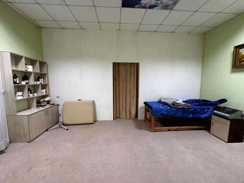 комерційна за адресою Шевченка вул., 8