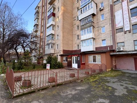 комерційна за адресою Шевченка вул., 8