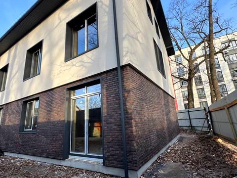 будинок за адресою Виговського вул. (Суворова), 15