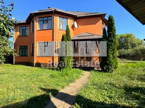 будинок за адресою Лівобережна вул.