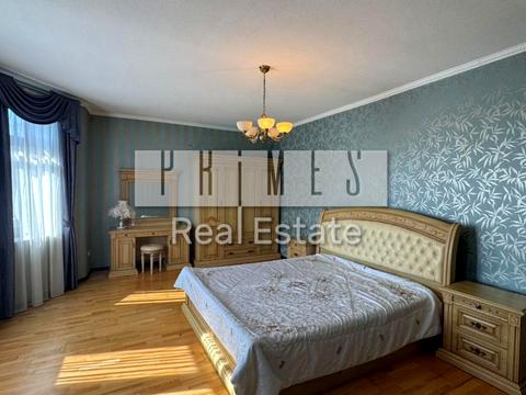 будинок за адресою Лівобережна вул.