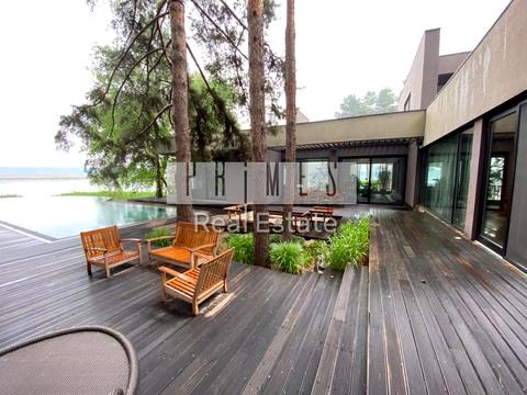 будинок за адресою Вишнева вул.