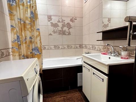 квартира за адресою Курсанта Єськова вул., 14-Б