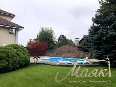 будинок за адресою с. Козин, старокиевская