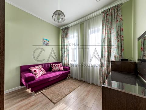 будинок за адресою Першотравнева вул.