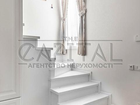 будинок за адресою Першотравнева вул.