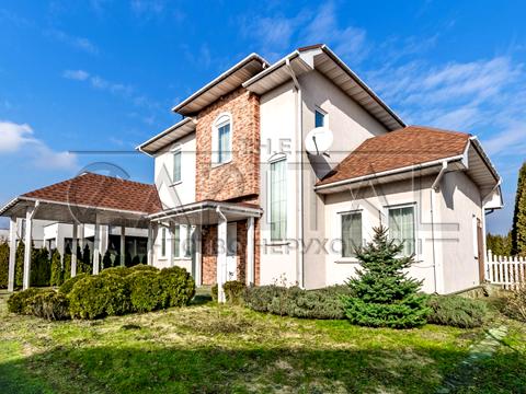 будинок за адресою Першотравнева вул.