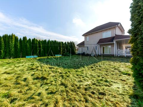 будинок за адресою Першотравнева вул.