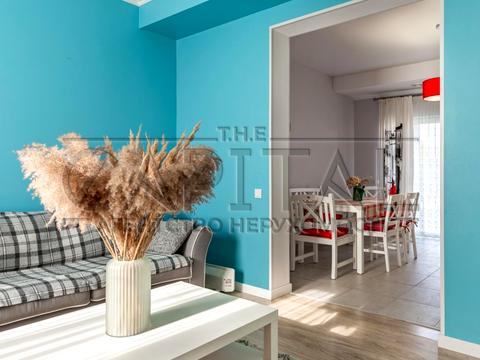 будинок за адресою Першотравнева вул.