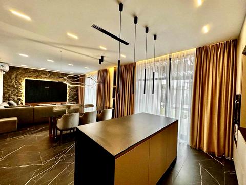 дом по адресу  ул.