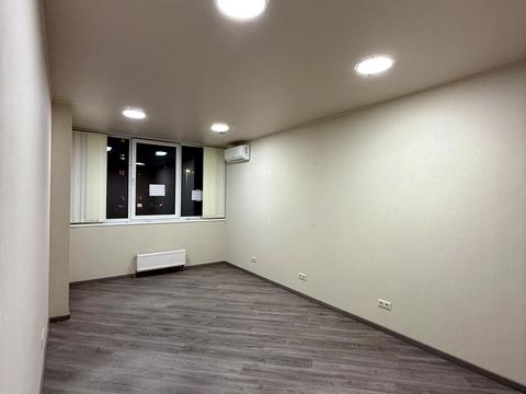 комерційна за адресою Євгена Сверстюка вул. (Марини Раскової), 6