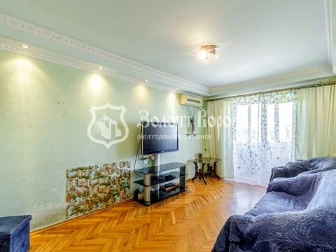 квартира за адресою Ореста Левицького вул. (Академіка Курчатова), 3