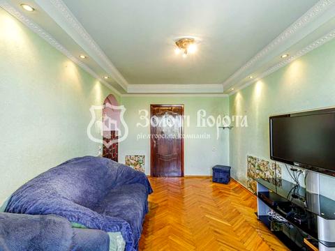 квартира за адресою Ореста Левицького вул. (Академіка Курчатова), 3