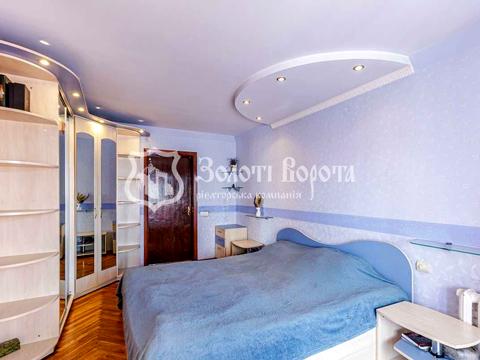 квартира за адресою Ореста Левицького вул. (Академіка Курчатова), 3