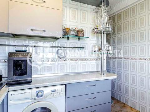 квартира за адресою Ореста Левицького вул. (Академіка Курчатова), 3