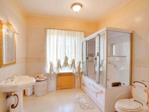 дом по адресу  ул.