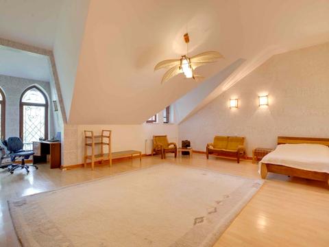 будинок за адресою Старокиївська