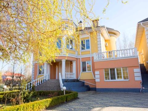 будинок за адресою Лобановського вул.