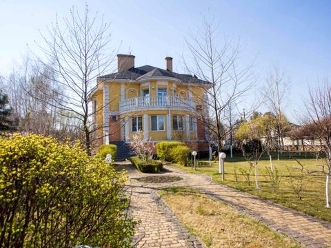 будинок за адресою Лобановського вул.