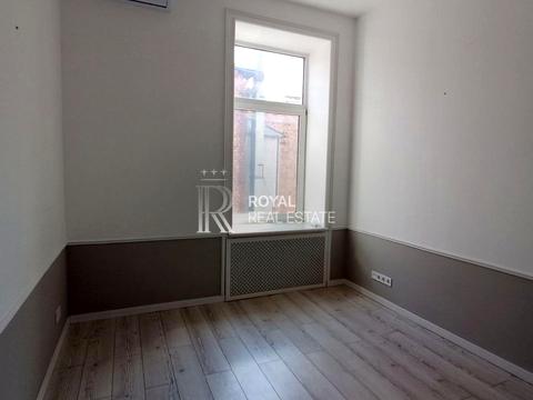 квартира за адресою Велика Васильківська вул. (Червоноармійська), 21