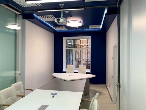 комерційна за адресою Гоголівська вул., 2-А