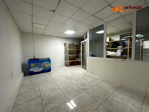 комерційна за адресою Потічна вул., 1-Д