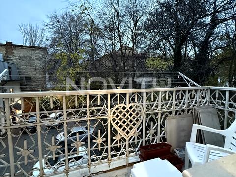 квартира за адресою Івана Луценка пров., 12