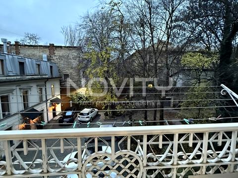 квартира за адресою Івана Луценка пров., 12