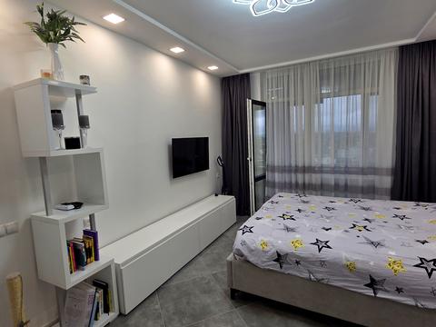 квартира за адресою Юнацька вул., 1