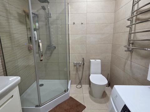 квартира за адресою Юнацька вул., 1