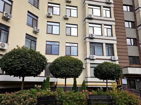 квартира за адресою Юнацька вул., 1