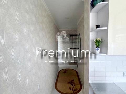 квартира по адресу Генерала Жадова ул., 28 к2