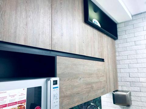 комерційна за адресою Лазаряна вул., 22