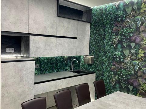 комерційна за адресою Лазаряна вул., 22