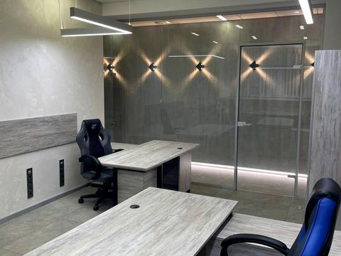 комерційна за адресою Лазаряна вул., 22