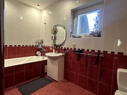 дом по адресу Івана Шпонтака ул.