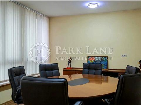 комерційна за адресою Лютеранська вул., 10-А