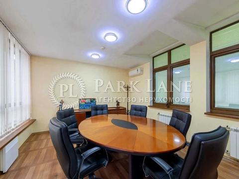 комерційна за адресою Лютеранська вул., 10-А