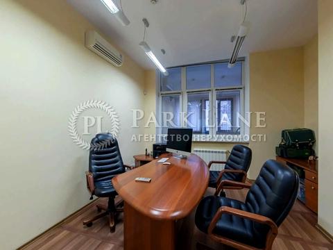 комерційна за адресою Лютеранська вул., 10-А