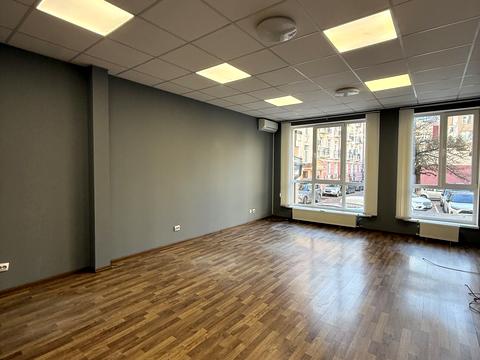 комерційна за адресою Глибочицька вул., 40